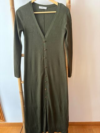 Vestido largo Zara verde militar