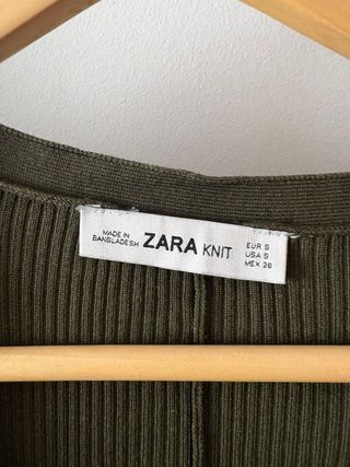 Vestido largo Zara verde militar