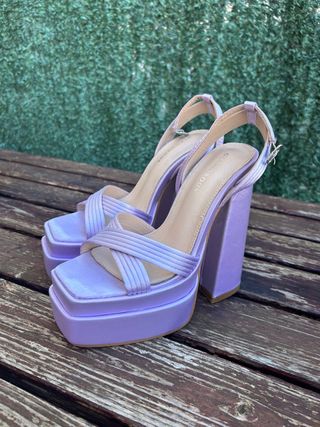 Zapatos de tacón morados talla 37