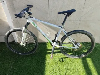 Bicicleta Rockrider Blanca
