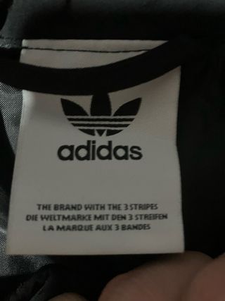 Chaleco Adidas Negro con Capucha