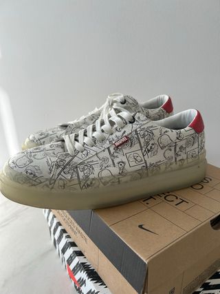 Zapatillas Marvel Pull&Bear Blancas Rojas