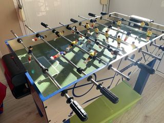 Futbolín, pin pon, billar, varios