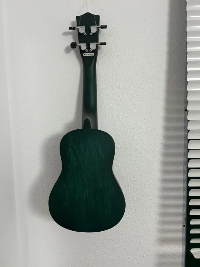 Ukelele Winzz Verde Oscuro