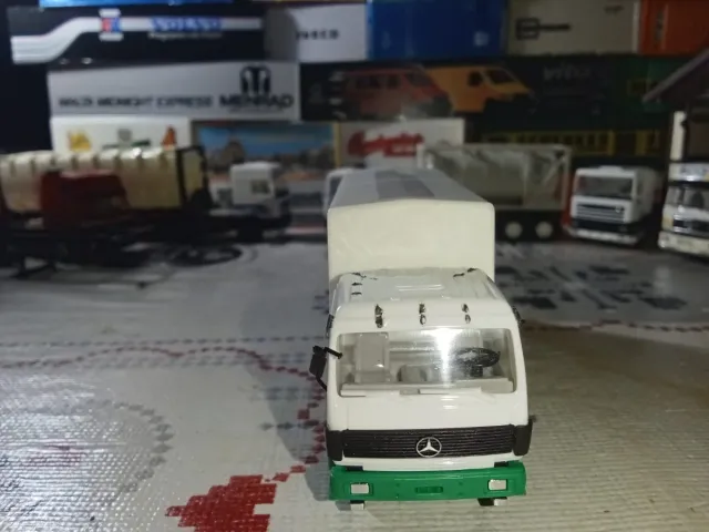 Camión Mercedes Herpa Privatbrauerei Thier