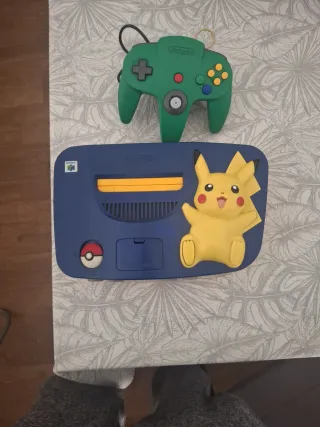Nintendo 64 Pikachu Pokémon Edizione Limitata