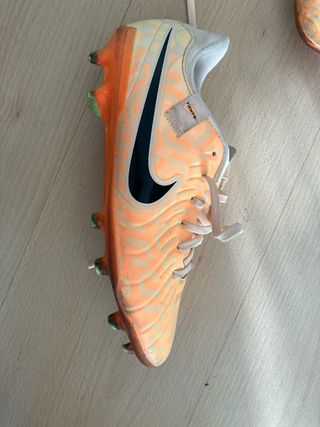 Botas de fútbol Nike T90 Talla 39
