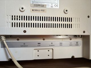 TV HD Schneider 24 Azul y Blanco