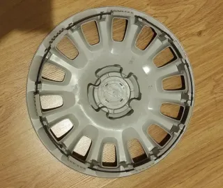 2 Tapacubos Opel Corsa