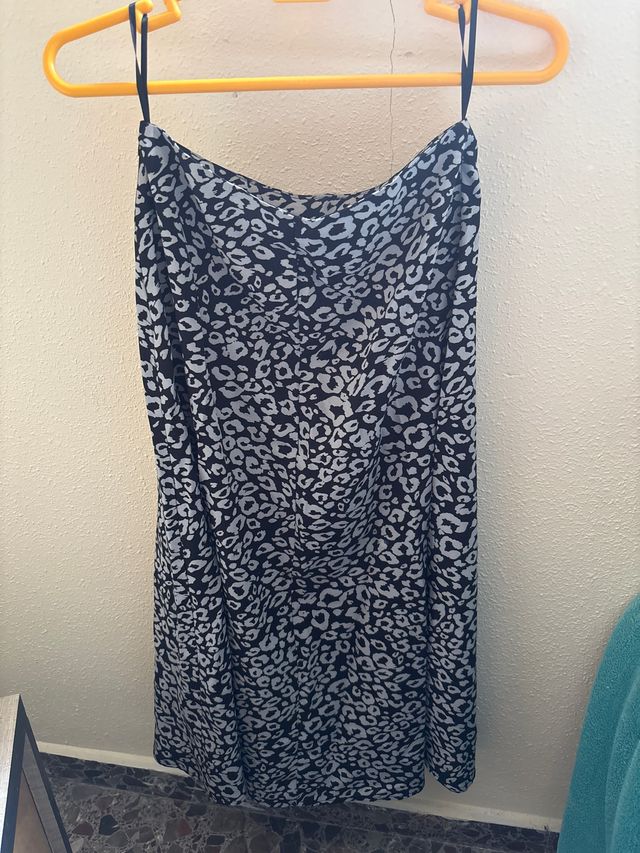 Falda midi estampado leopardo