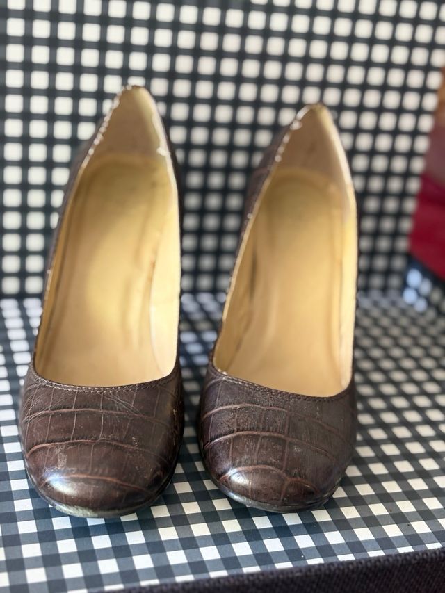 Zapatos tacón marrones Talla 36