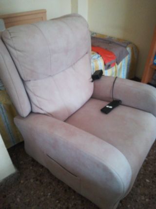 Butaca articulada eléctrica beige