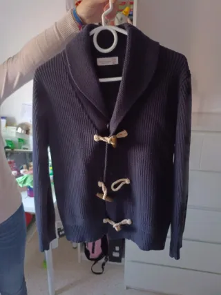 Rebeca de punto azul marino