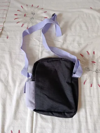 Bolso Adidas Negro y Morado