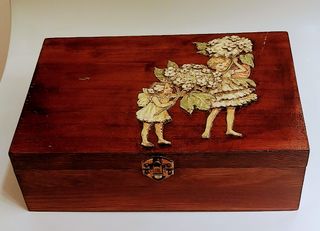 Cofanetto in legno decorato a mano
