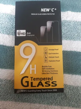 Protector Pantalla iPhone NEW'C Tempered Glass