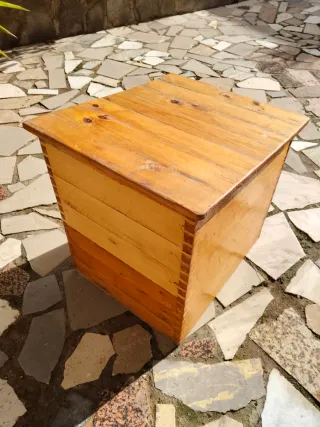 Caseta de madera para perro