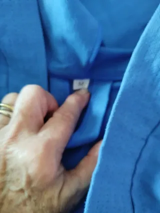 Accappatoio blu in microfibra con cappuccio