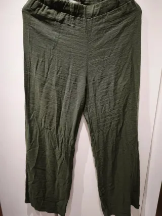 Pantaloni verdi