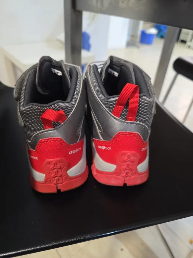 Botas Trekking Niño Talla 34