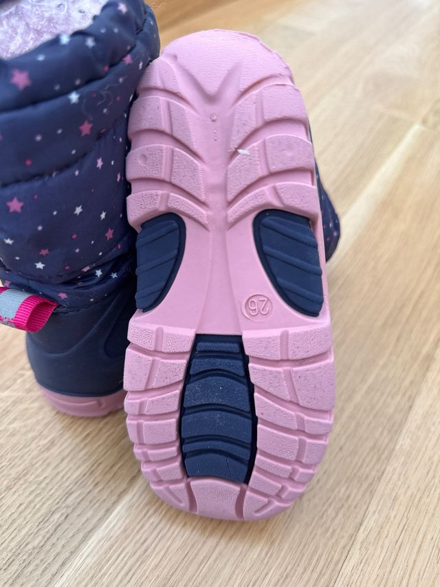 Botas de nieve para niña, talla 26, estado bueno.