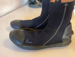 Escarpines de neopreno con cremallera