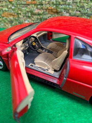 Ferrari 348 tb (1989) – Burago – Escala 1:18