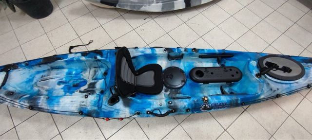 Kayak Galaxy Azul y Blanco