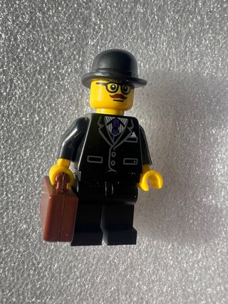 Lego Minifigure Uomo in Giacca e Cappello