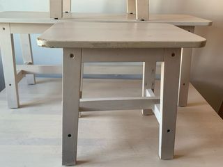 Conjunto de mesa con 2 banquetas y 1 banco de IKEA