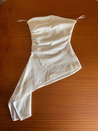 Top Zara blanco drapeado talla S