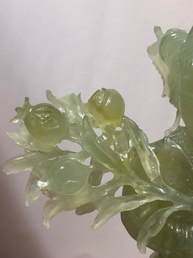 Statua cinese in giada