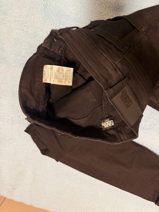 Pantalón Karl Lagerfeld negro talla 38