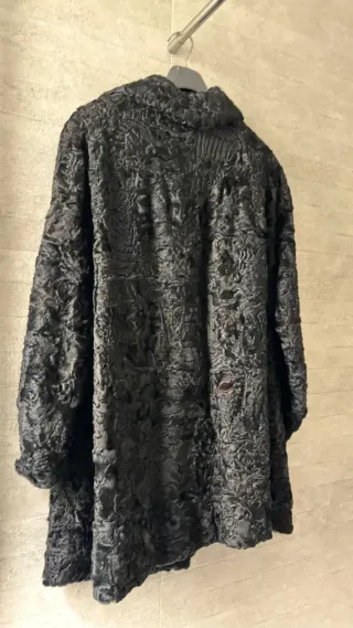 Abrigo de señora astracan negro