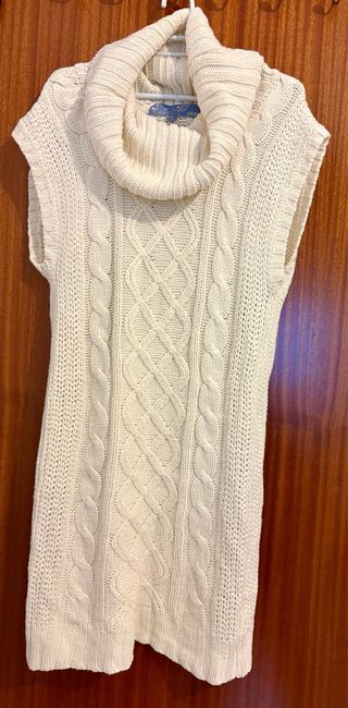 Vestido de punto sin mangas beige