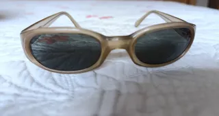 Gafas de sol Vogue Mujer Verde Oliva. Usadas pero