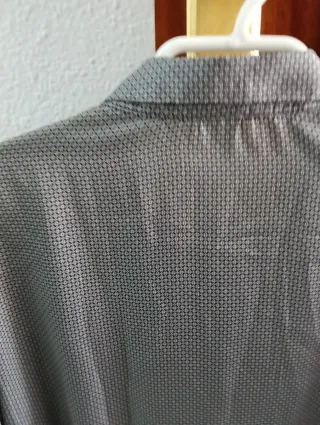 Camisa H&M Talla 44 Estampada Gris equ 42 t