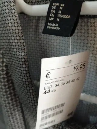 Camisa H&M Talla 44 Estampada Gris equ 42 t