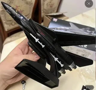 Avión F14 Tomcat Negro