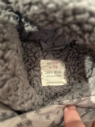 Chaqueta bebé estrellas gris