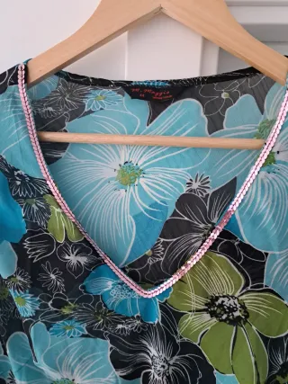 Vestido de playa floral talla 44