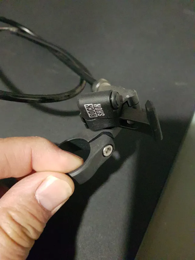 Accesorio Kit RockShox SID bloqueo remoto mando