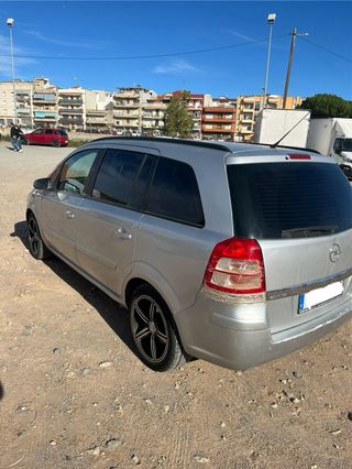 Opel Zafira 2009
