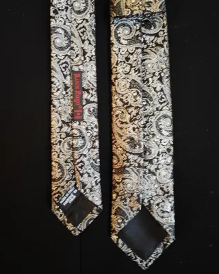 Cravatta argento vintage seta