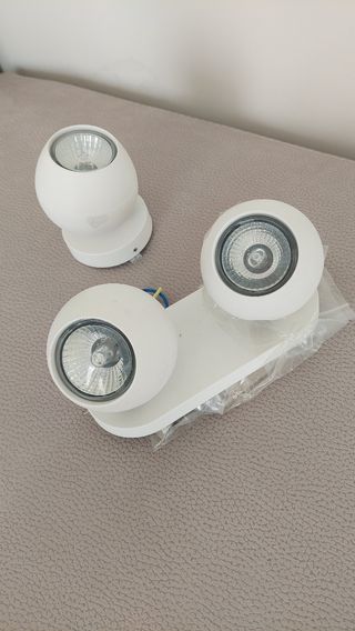 Foco LED Lírio Doble Blanco