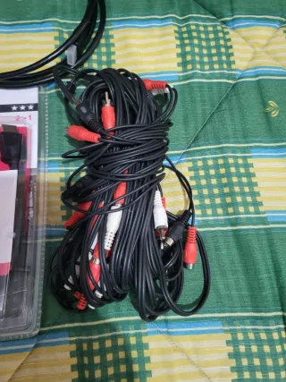 Cables HDMI y conectores Vivanco