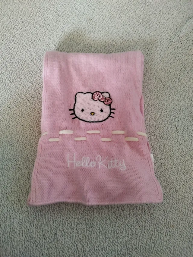 Gorro y bufanda Hello Kitty rosa