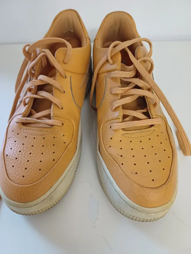 Nike Air Force 1 Naranja Talla 40