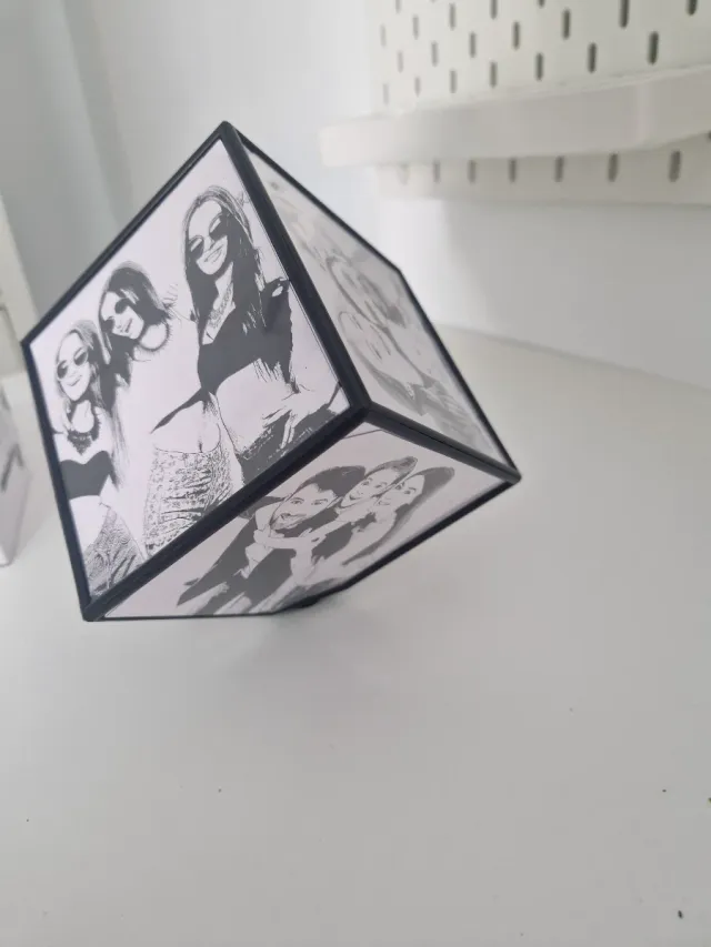 Cubo giratorio 6 fotos SIN ESTRENAR