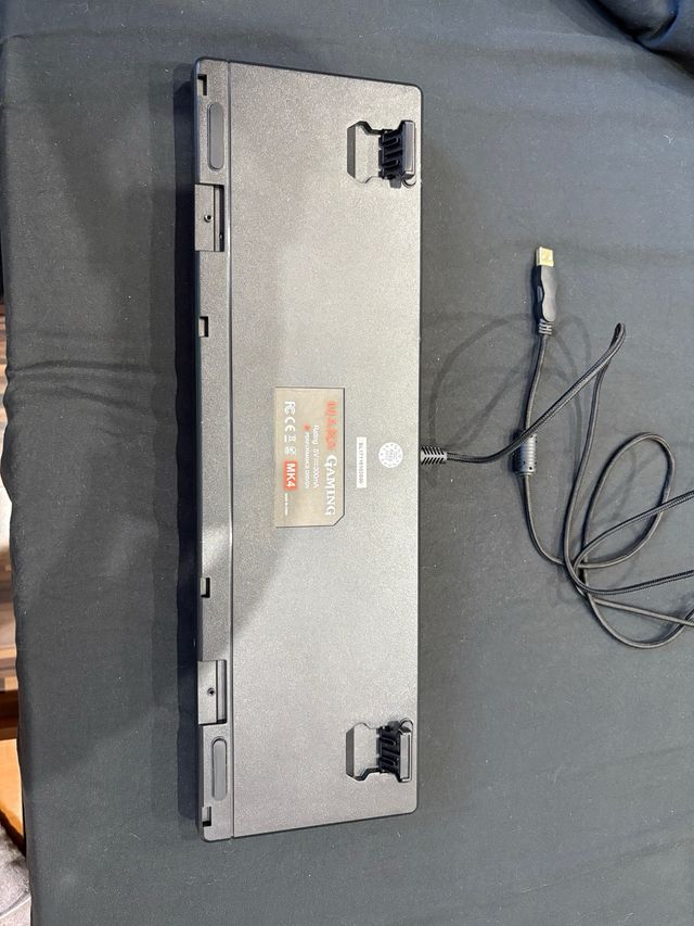 Teclado Mecánico Mars Gaming MK4 RGB